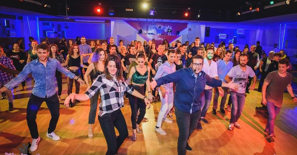 clases de baile en grupo palma